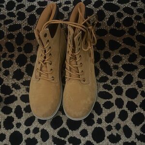 Men's Tan Lace-Up Boots